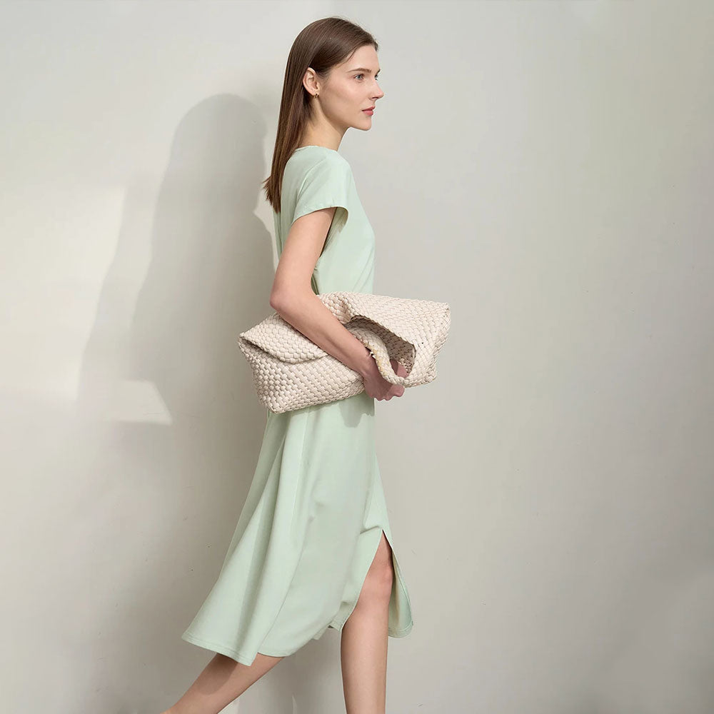 Minimalist Sleeveless Straight Dress