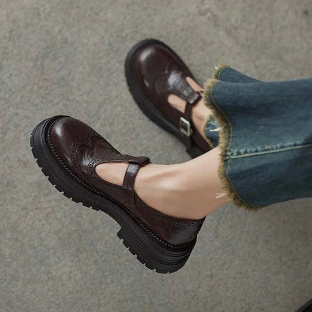 Retro Brogue Mary Jane Shoes